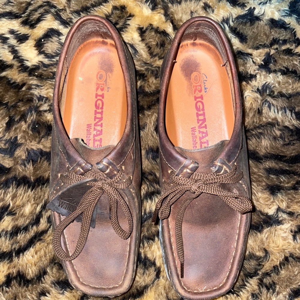 Clarks wallabees